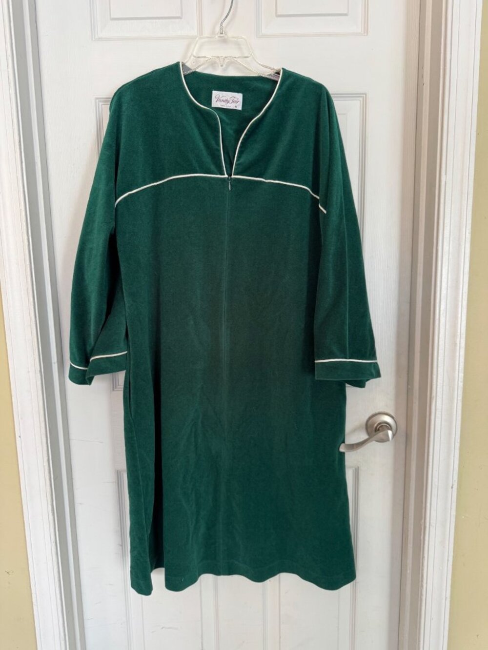 Vintage Vanity Fair Green Velvet Velour House Coat Robe Medium Retro Pocket - Picture 4 of 9